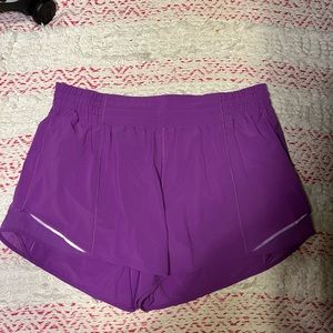 Lululemon Hotty Hot High Rise 4” Shorts